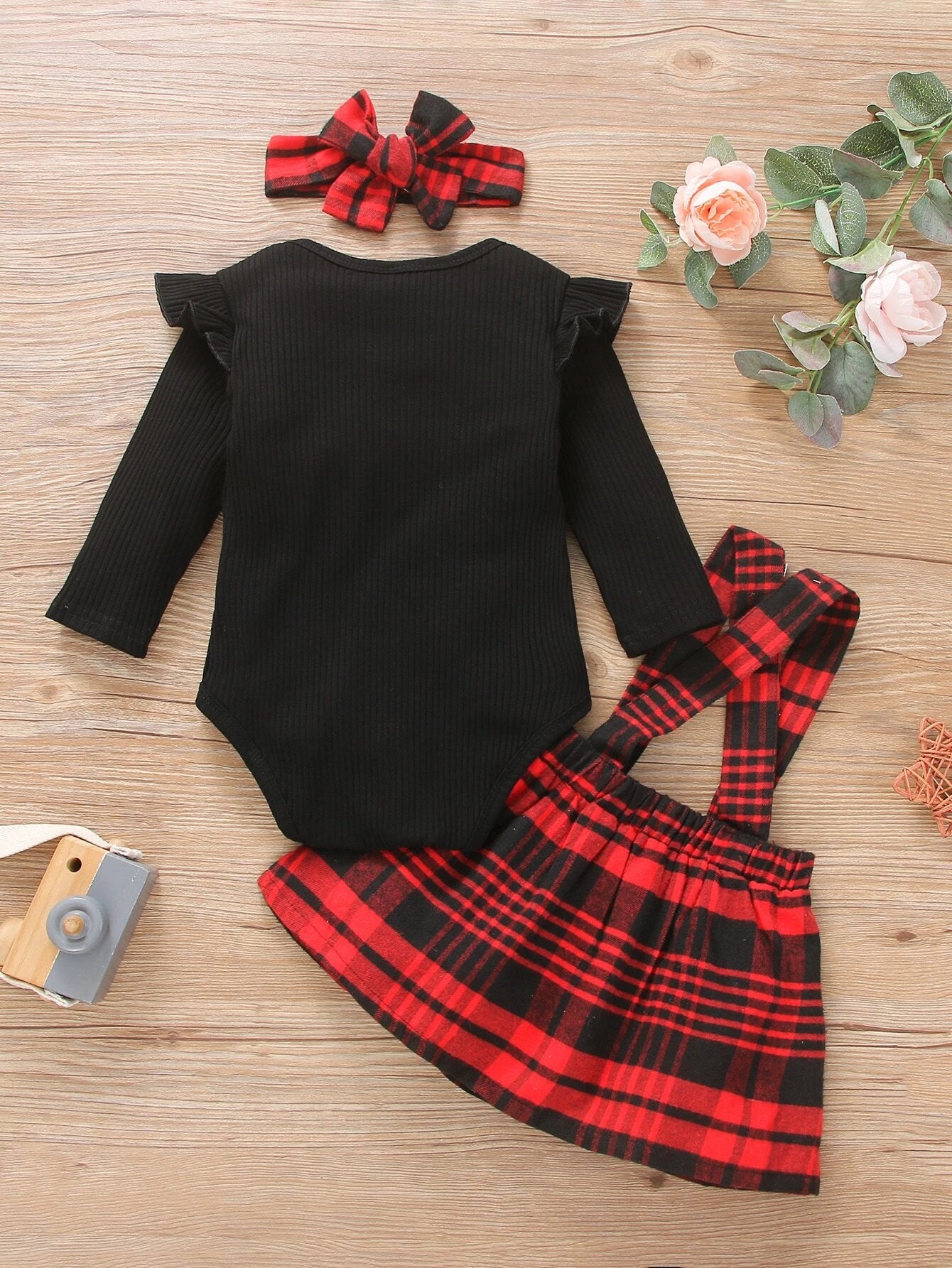 Plaid Skirt Outfit black and red Christmas - Preppy Kids (Grand Bazaar)