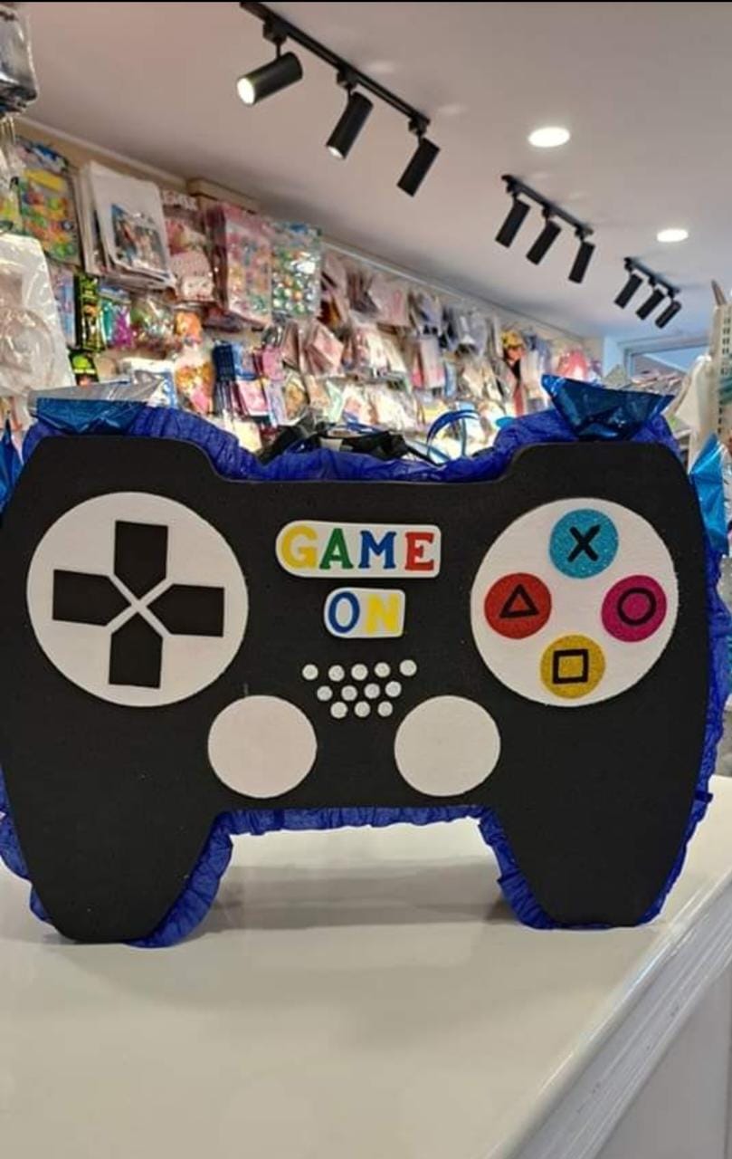 Game on Pinata