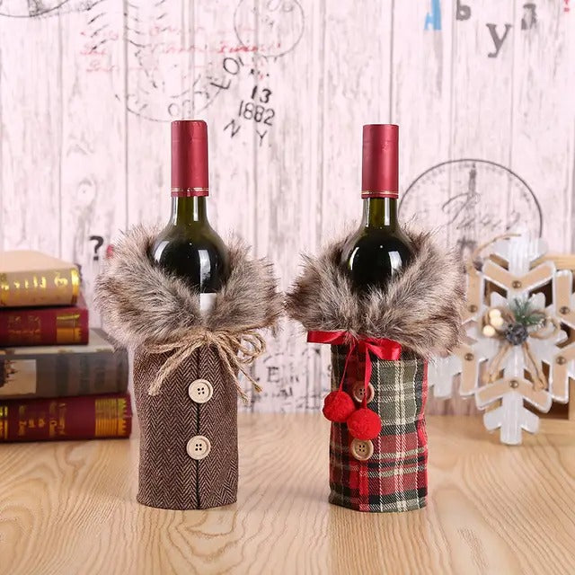 Sweater Coat Wine Bottle Holder - Preppy Kids (Grand Bazaar)