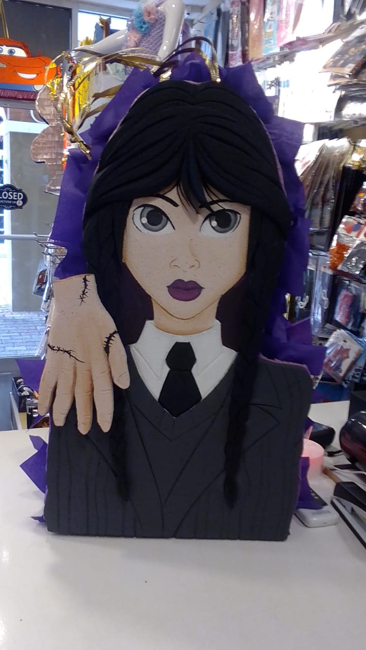 Wednesday Uniform Pinata - Preppy Kids (Grand Bazaar)