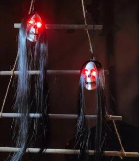 Halloween Hanging Skull - Preppy Kids (Grand Bazaar)