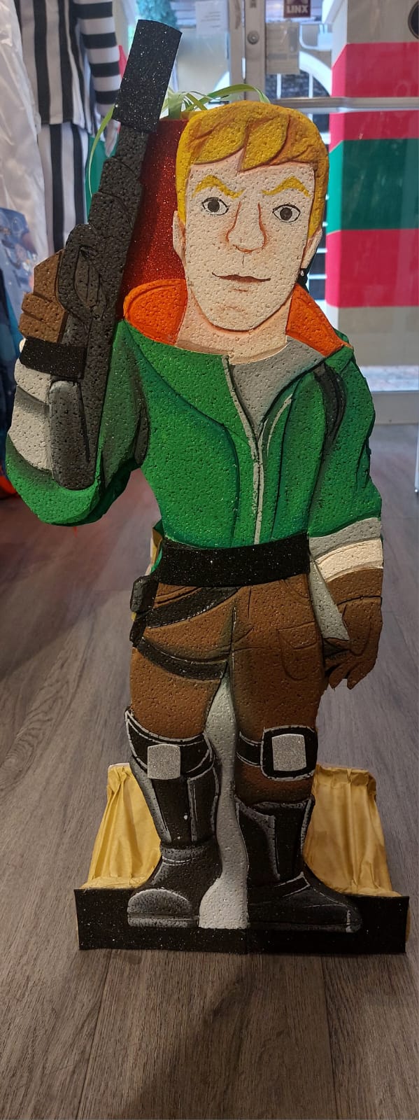 Fortnite Jonesy Pinata - Preppy Kids (Grand Bazaar)