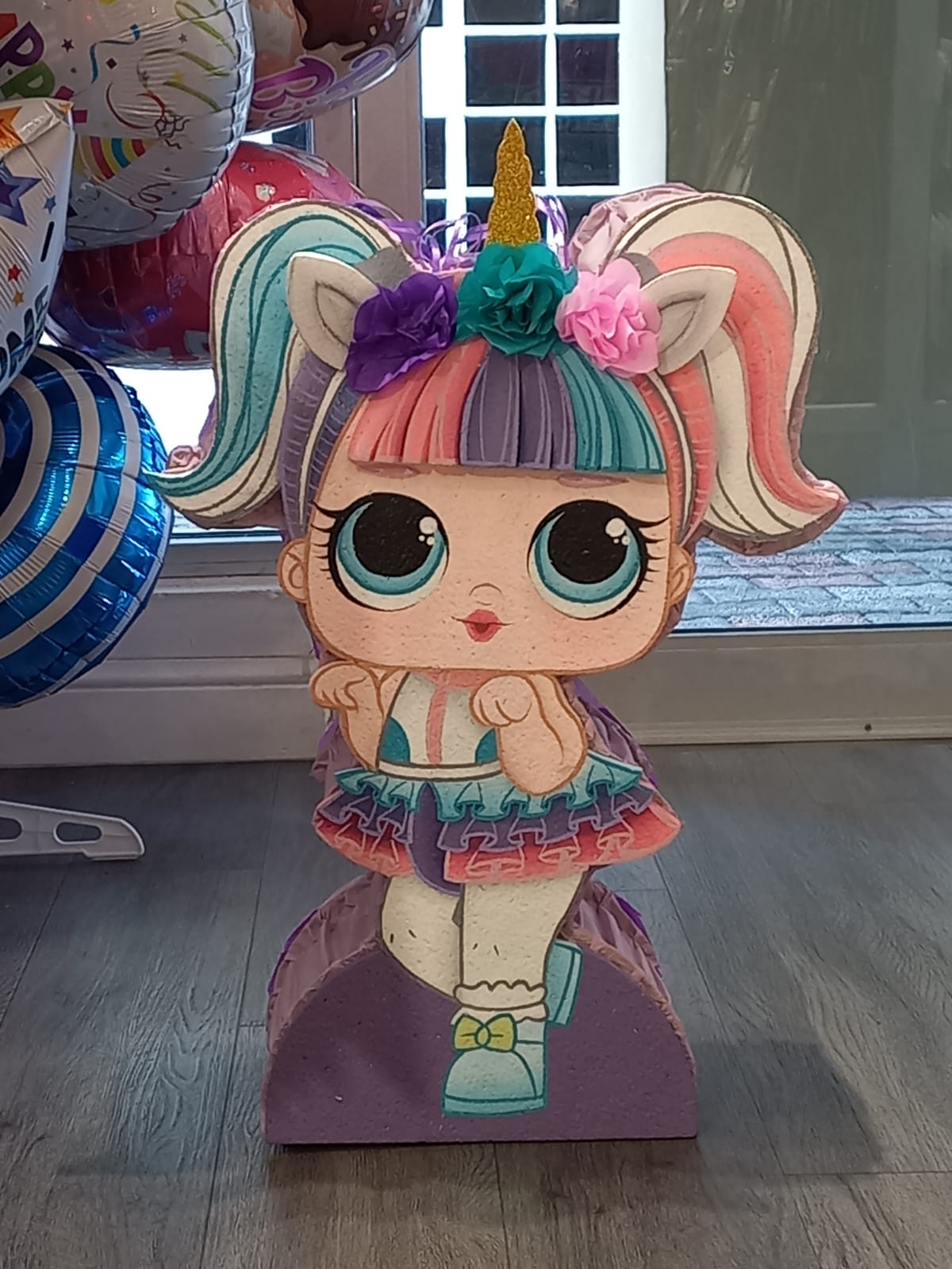 Lol Pinata - Preppy Kids (Grand Bazaar)