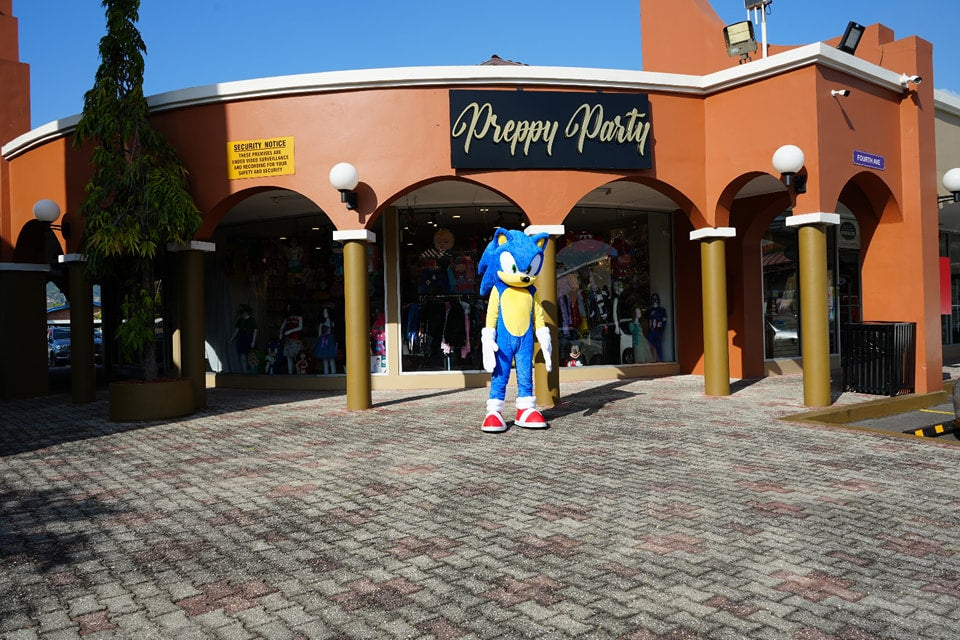 Sonic  Mascot (Rental Only) - Preppy Kids (Grand Bazaar)