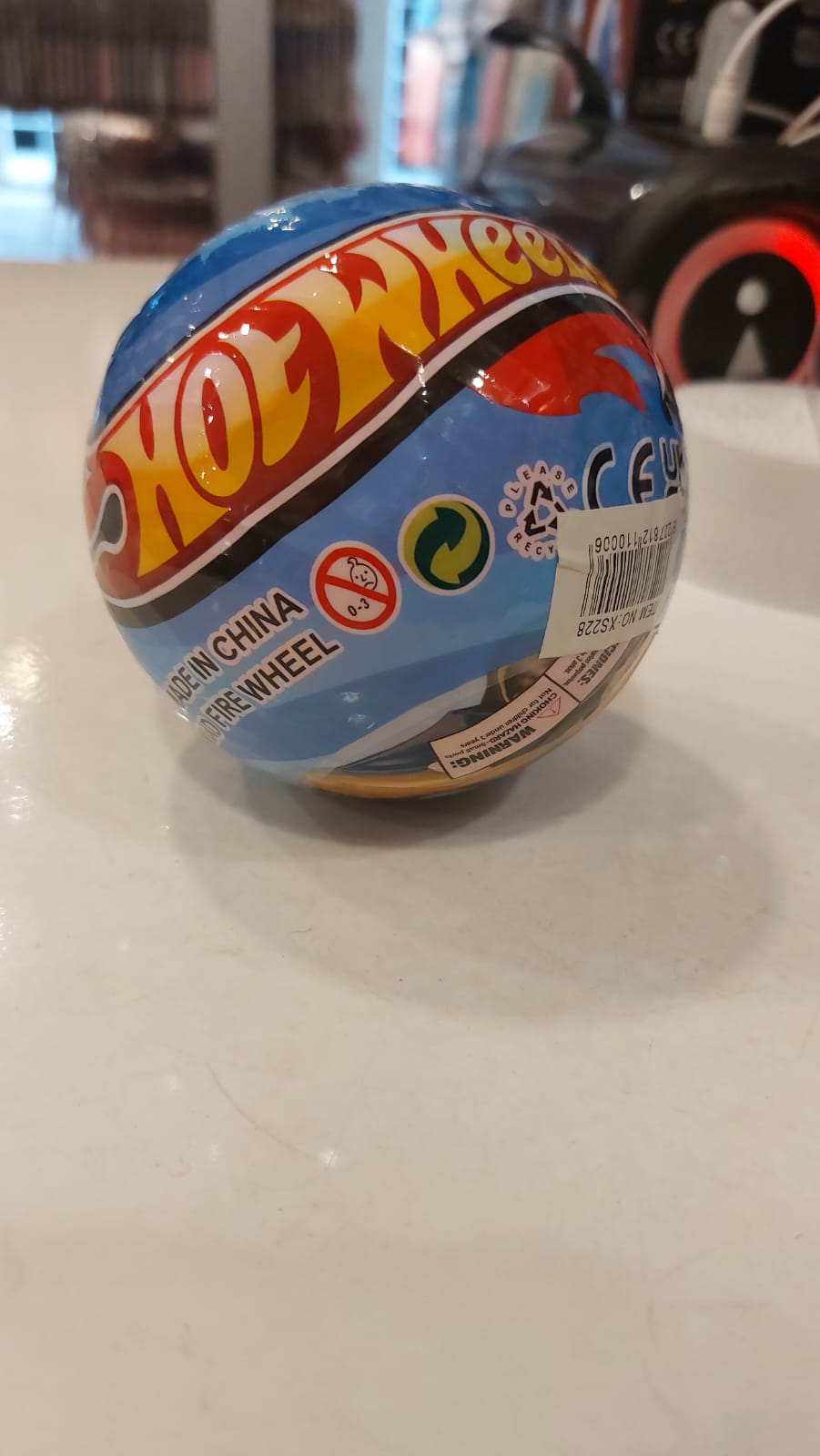 Hot Wheels Surprise Ball - Preppy Kids (Grand Bazaar)