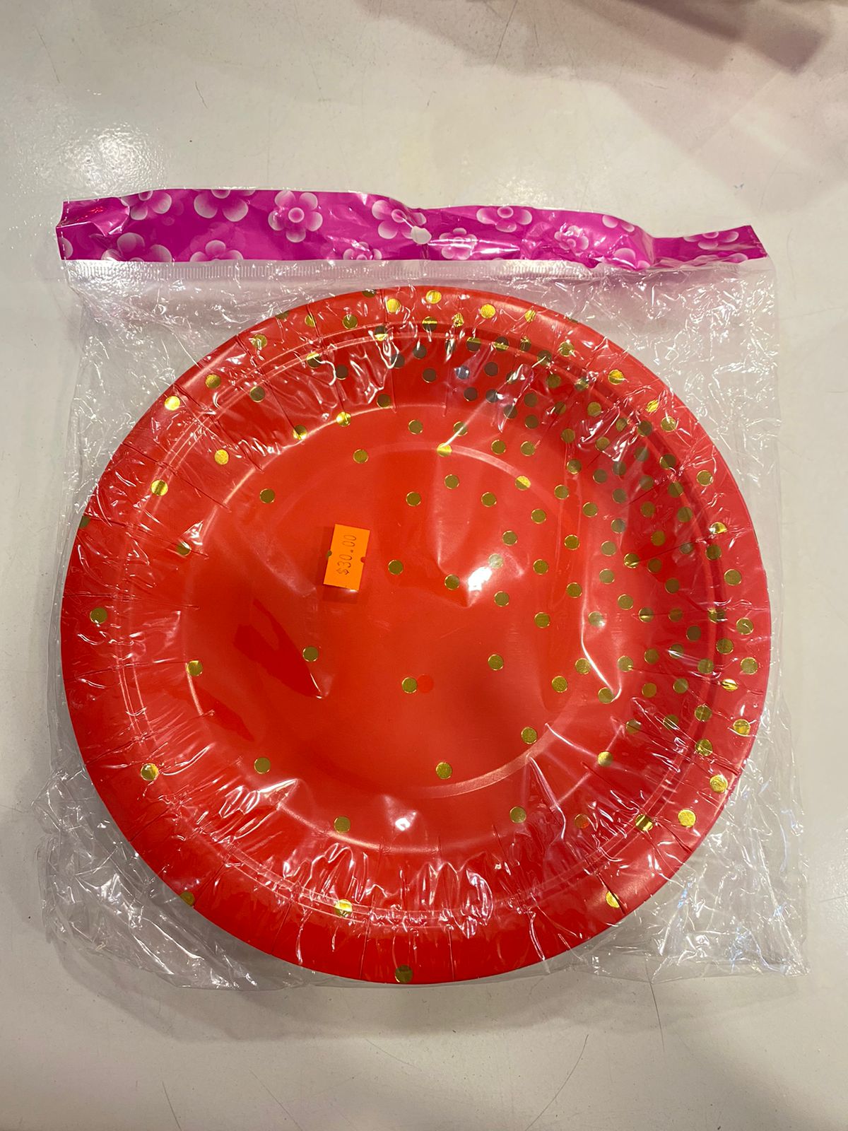 9" Red and gold party plates - Preppy Kids (Grand Bazaar)