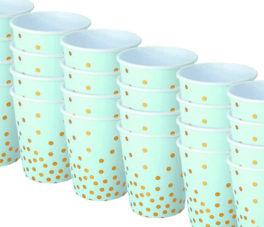 Light Green Cups With Gold Dots - Preppy Kids (Grand Bazaar)
