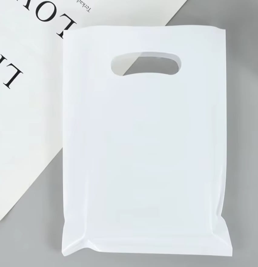 Plain White party loot bags (10 pcs) - Preppy Kids (Grand Bazaar)
