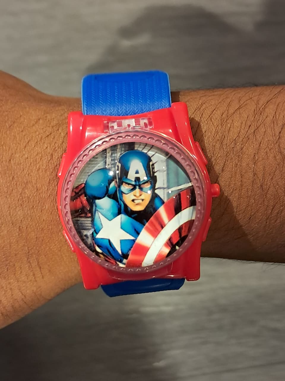 Kids Captain America Rotating Flip Watch