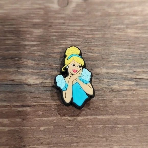 Disney Princesses Croc Charm (1 pc) charms jibbitz