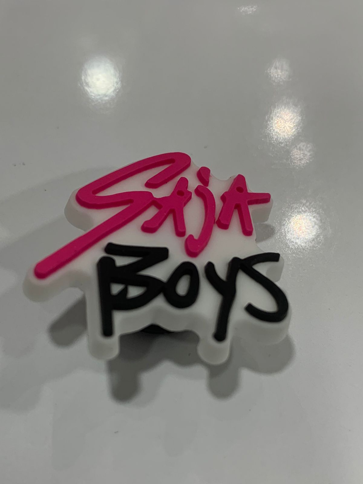 KPOP DEMON HUNTERS CROC CHARMS