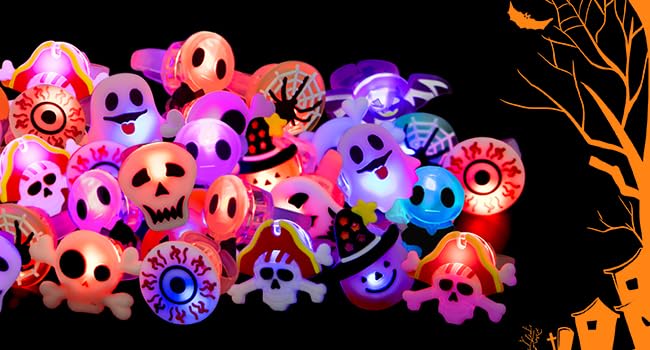 Halloween Light Up Ring/ Glow In The Dark (1pc) - Preppy Kids (Grand Bazaar)