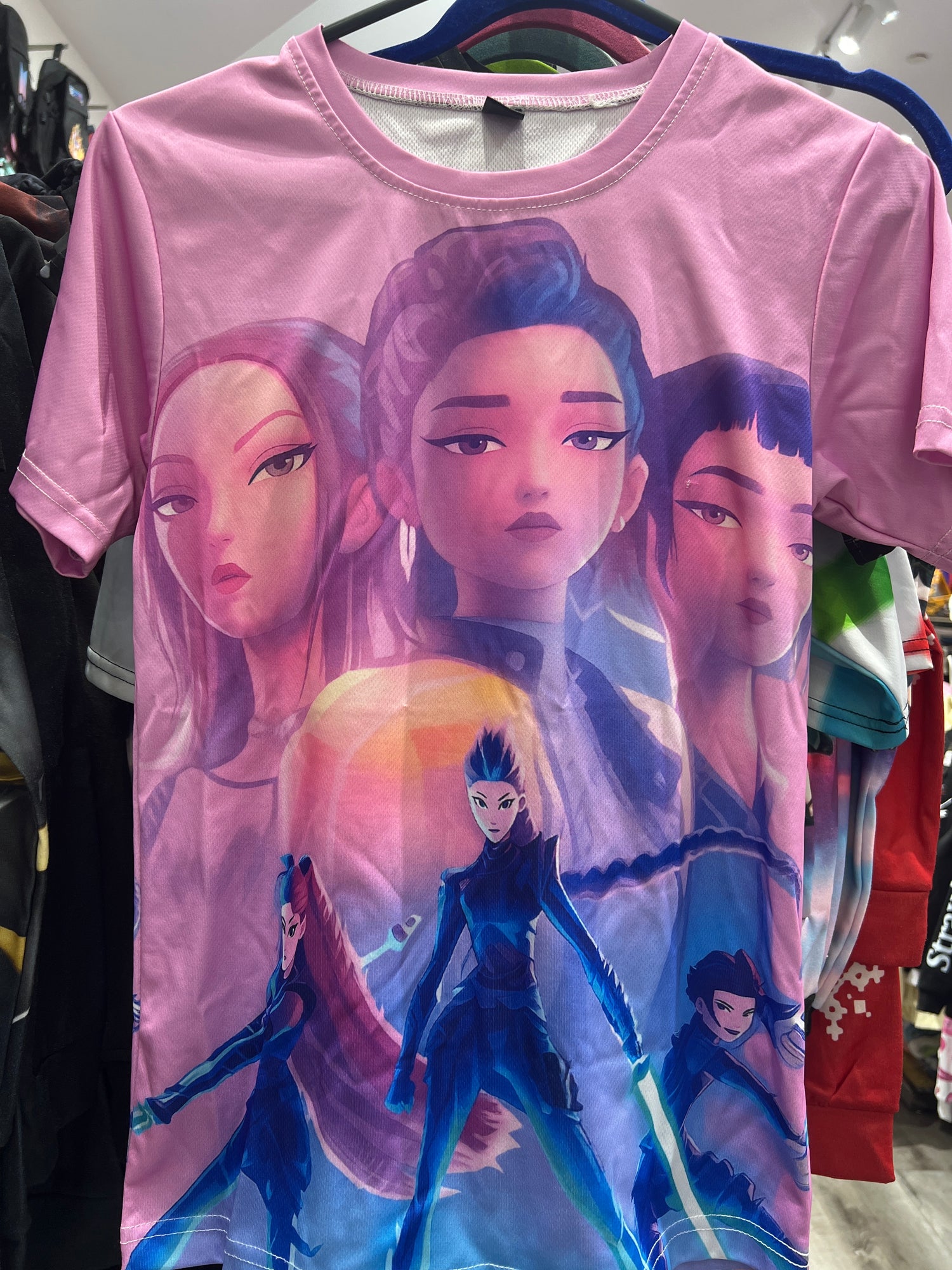 Sale huntrix pink takedown tshirt (minor hole on zoey)