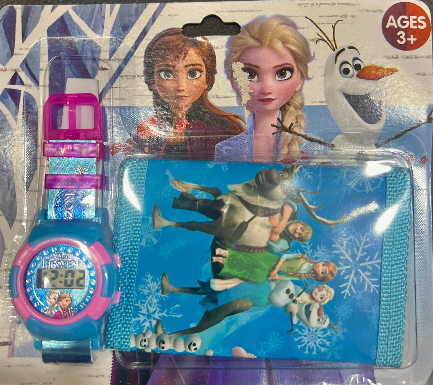 Frozen all characters watch and wallet set
