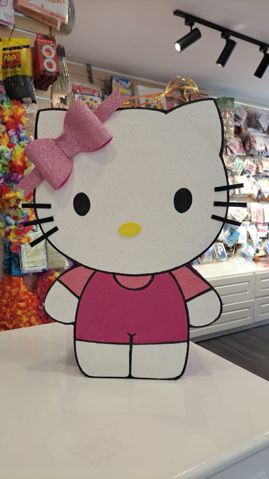 Hello Kitty  Pinata