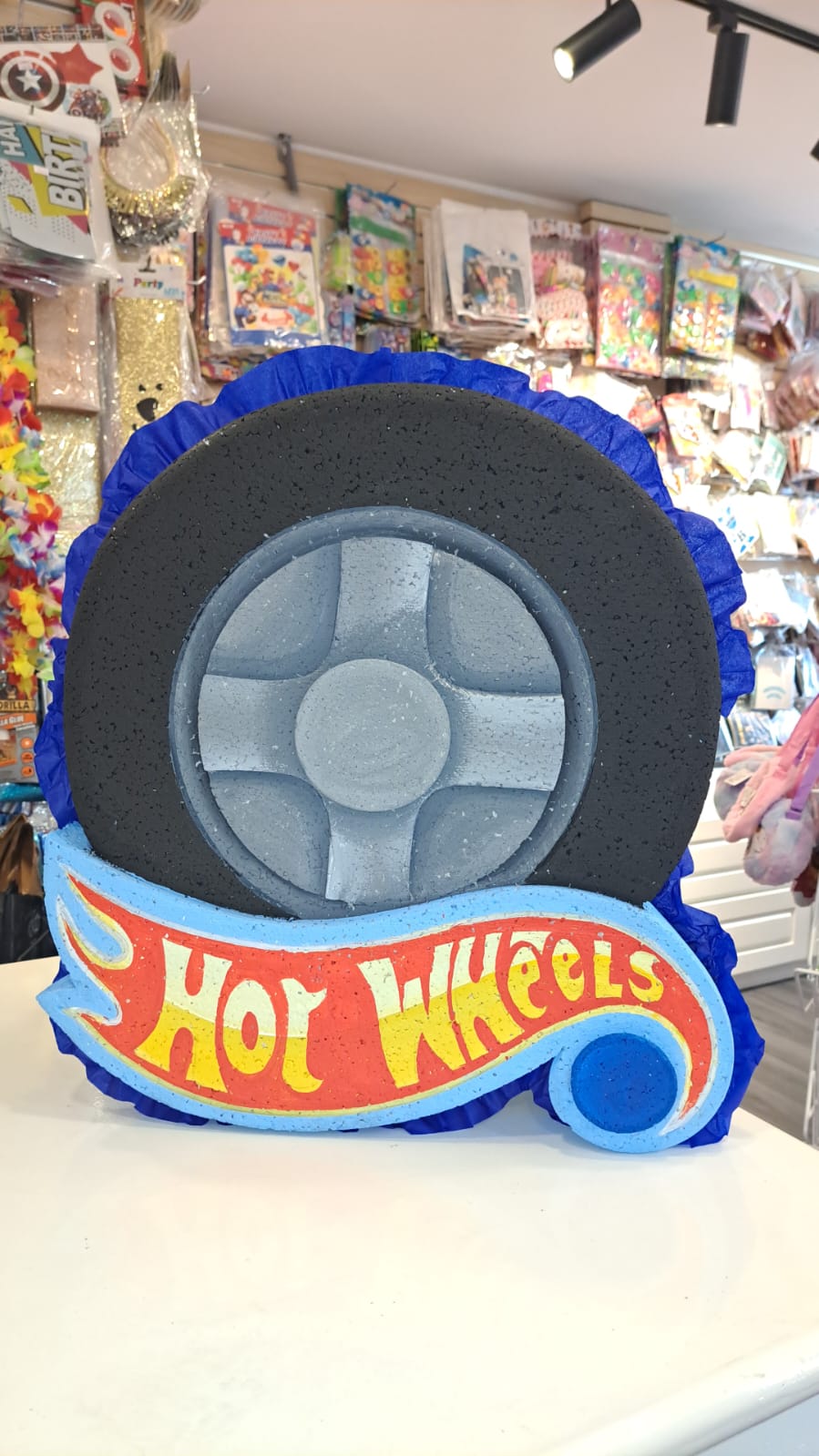 Hot Wheels Pinata 