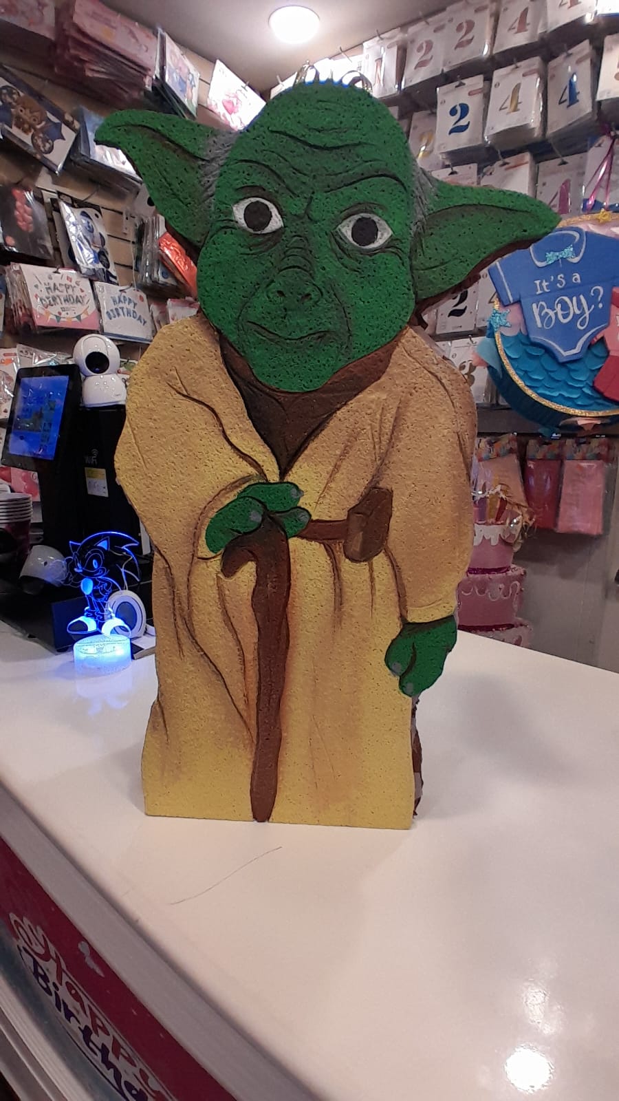 Star Wars Yoda Pinata - Preppy Kids (Grand Bazaar)