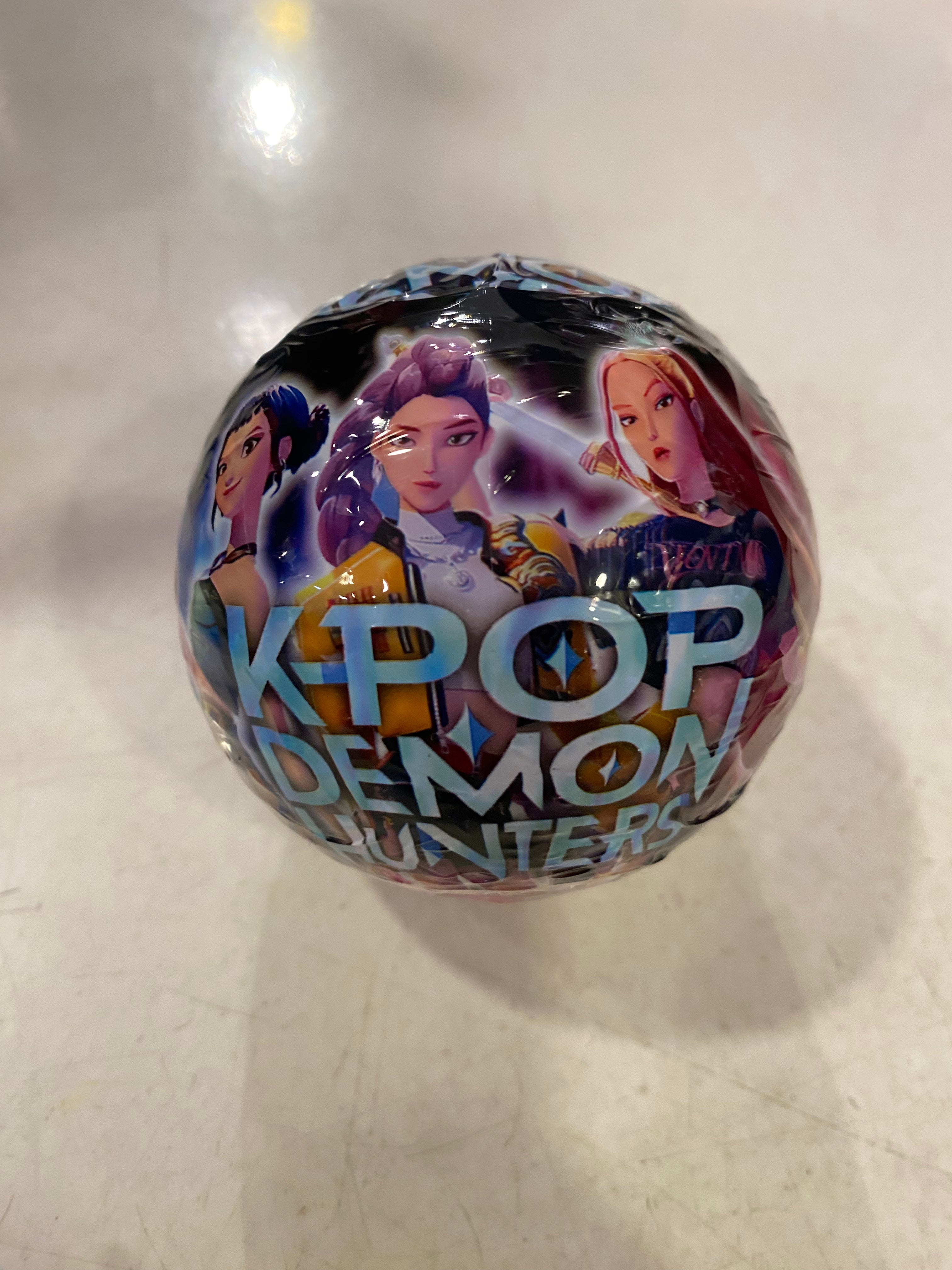 Kpop Demon HunterMini Surprise Ball)