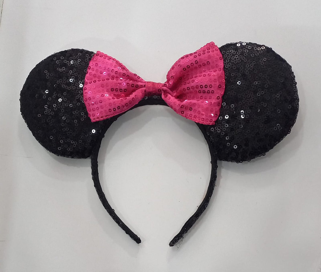 Minnie Mouse Ears headband 