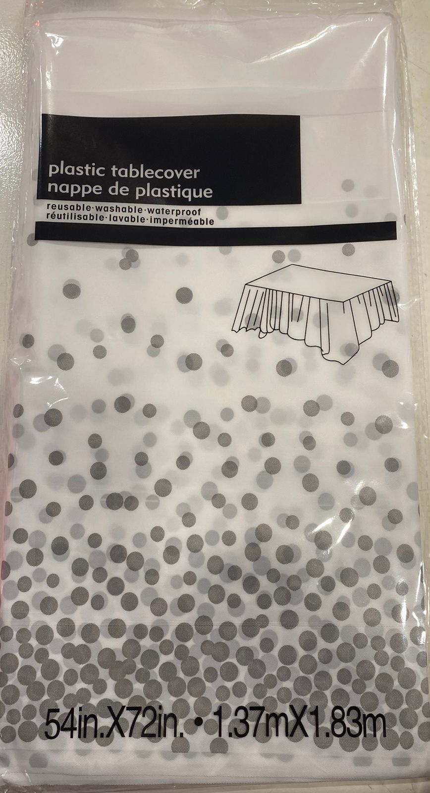 White and grey plastic tablecover