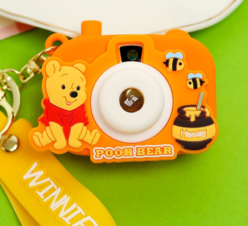 Winnie the Pooh Light Up Camera Keychain