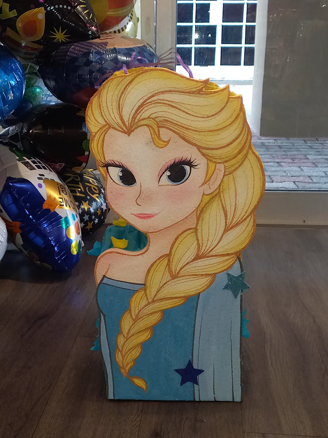 Frozen Elsa Pinata