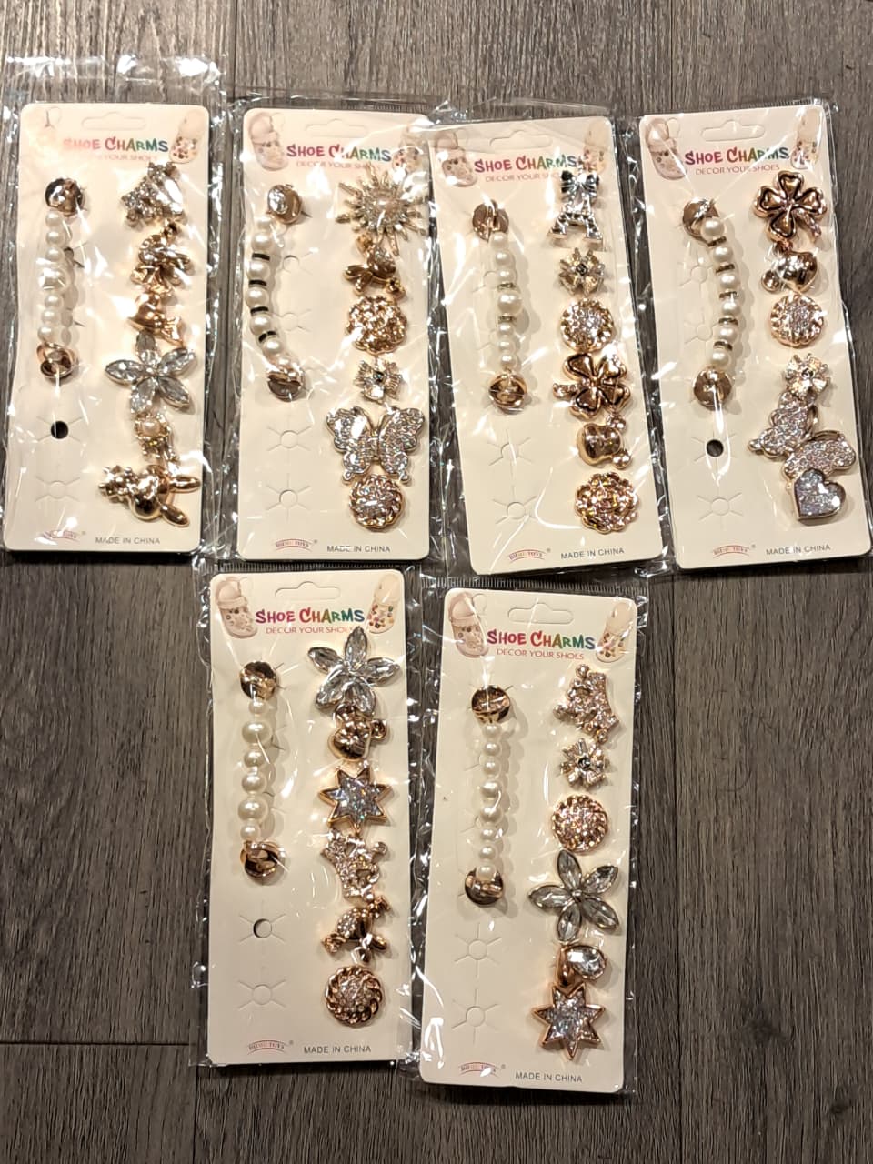 Gold Pearls Stylish Decorative Croc Charm Set (7PCS)
