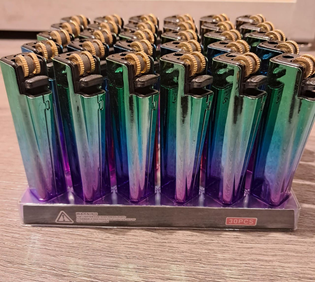 Metal Case Flint Lighters (Multicolored)