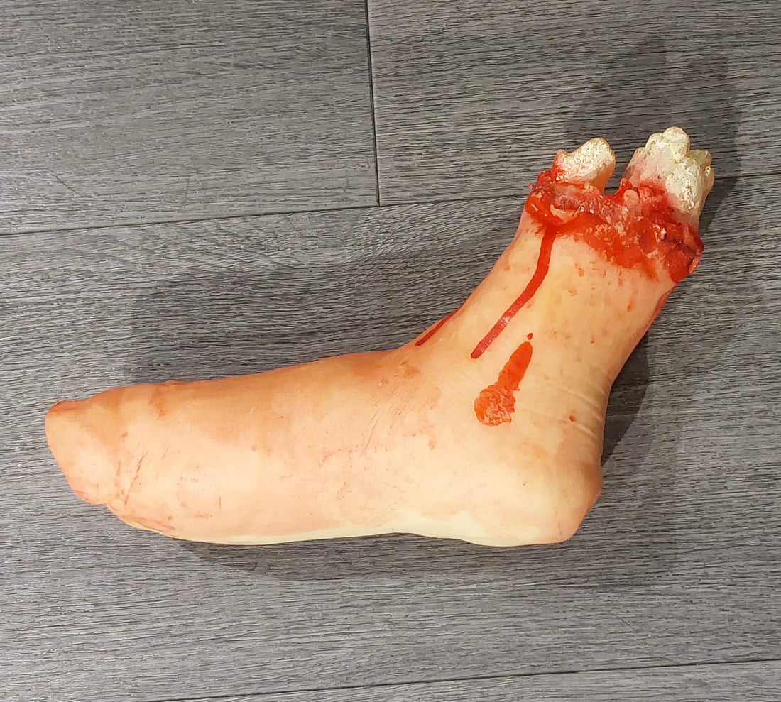 Halloween bloody 3D fake cut foot for Halloween decorations items