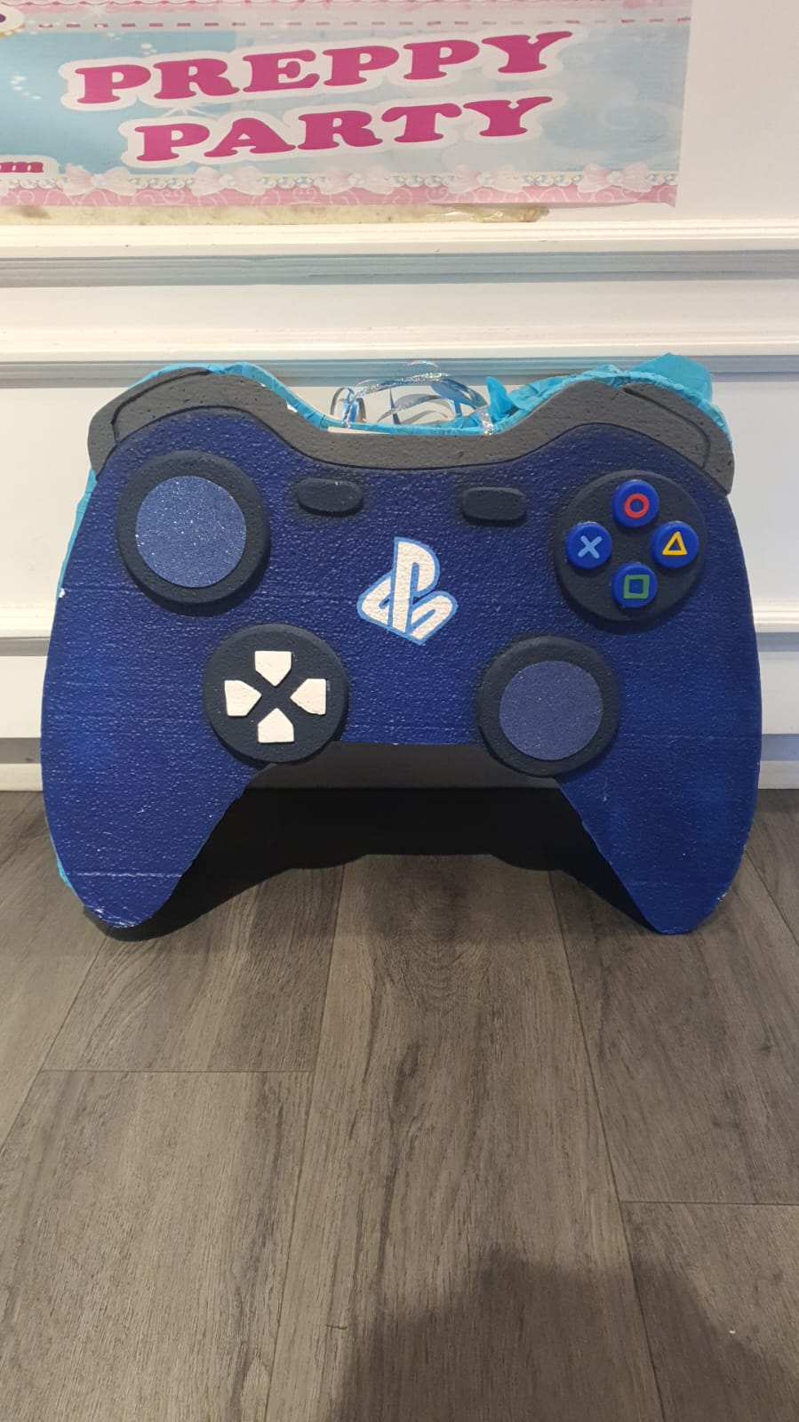 Game Controller Pinata 