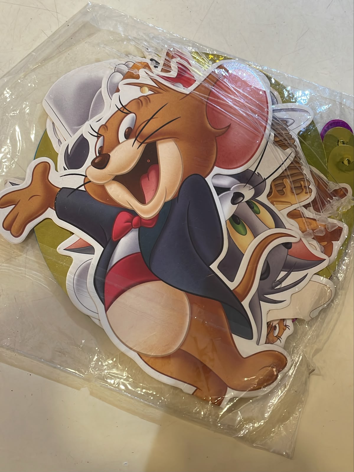 Tom And Jerry Party Swirls