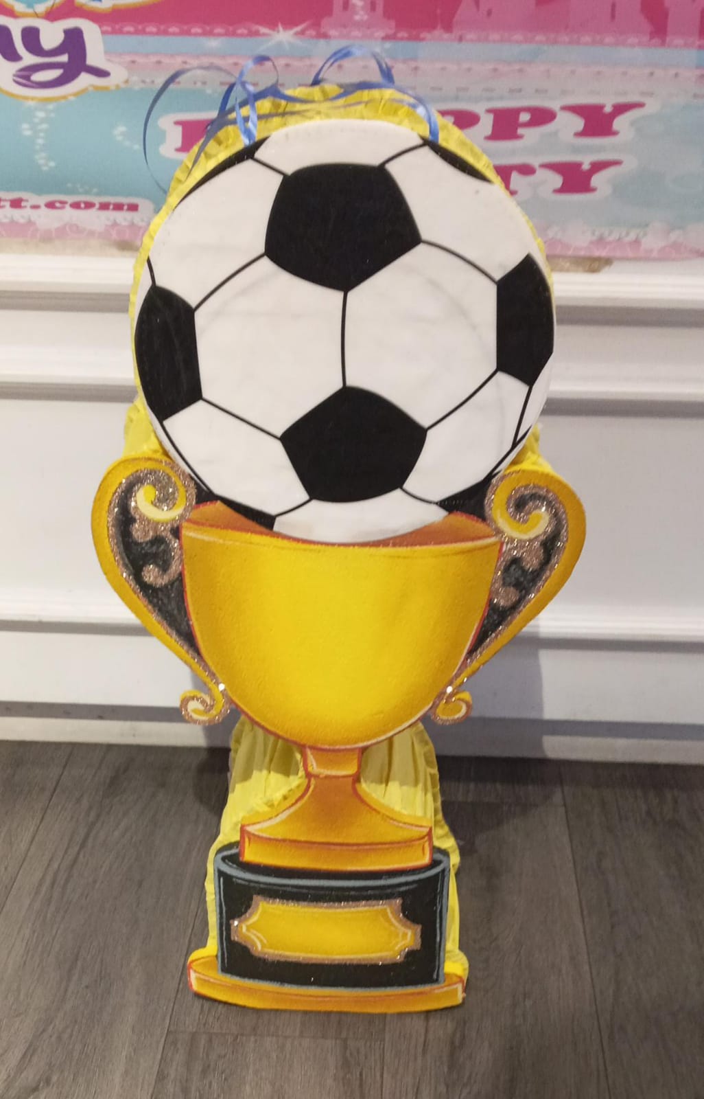 Victory Trophy Pinata