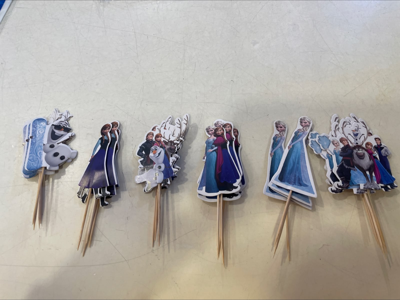 Frozen Cupcake Topper (24pcs)
