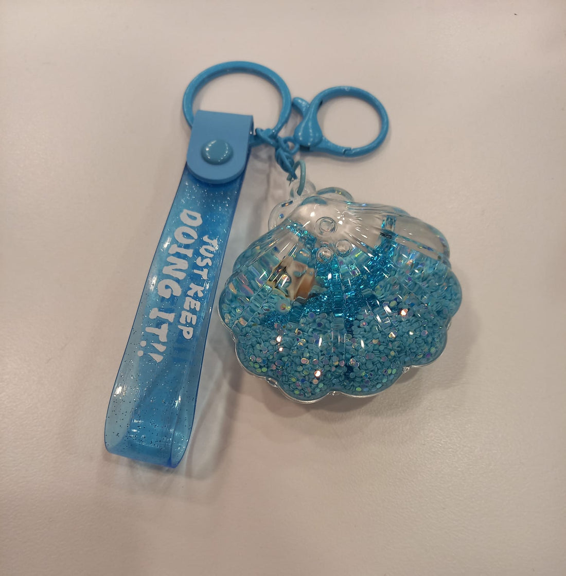 Acrylic Moving Liquid SeaShell Keychain - Preppy Kids (Grand Bazaar)