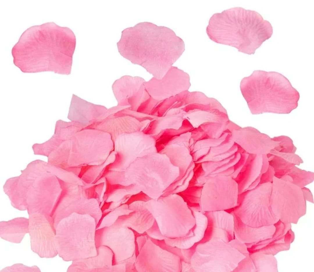 Artifical Rose petals