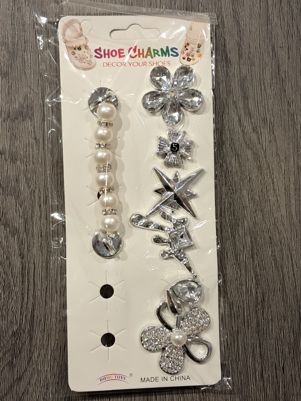 Silver Pearls Stylish Decorative Croc Charm Set (7PCS)