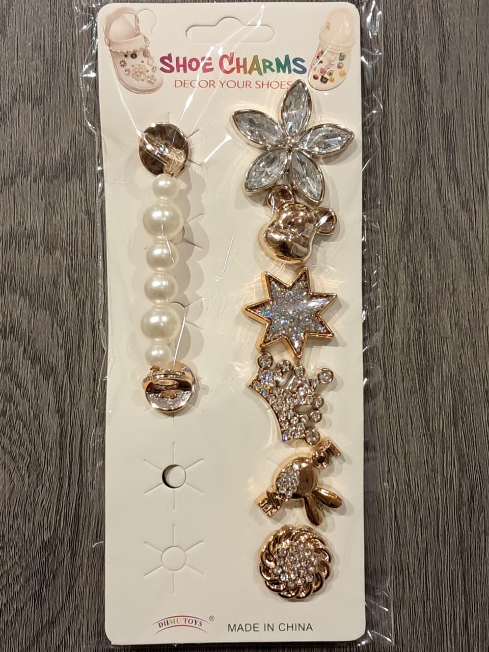 Gold Pearls Stylish Decorative Croc Charm Set (7PCS)