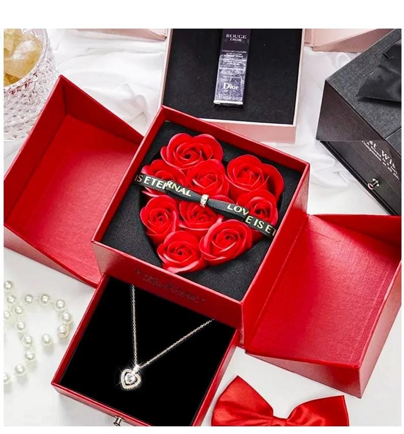 Heart- Shaped Rose Gift Box