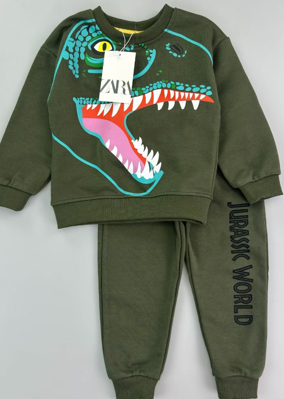 Zara Dinosaur Jurassic World forest green 2 pc tracksuit