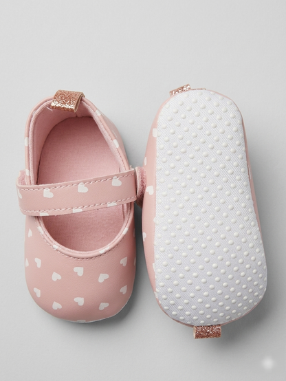 Pink baby Mary Jane shoes