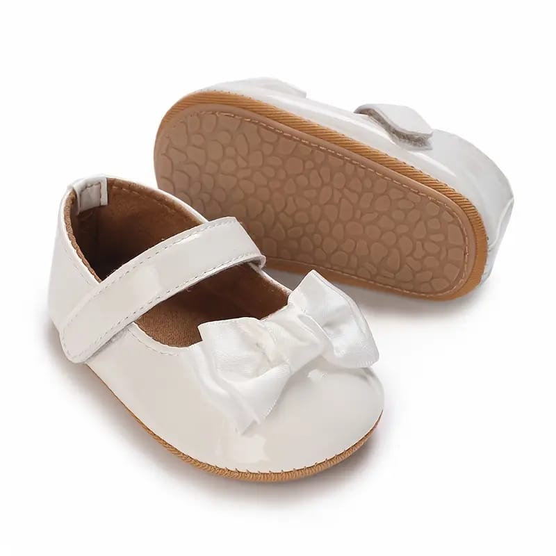 Kimbera white bow flats