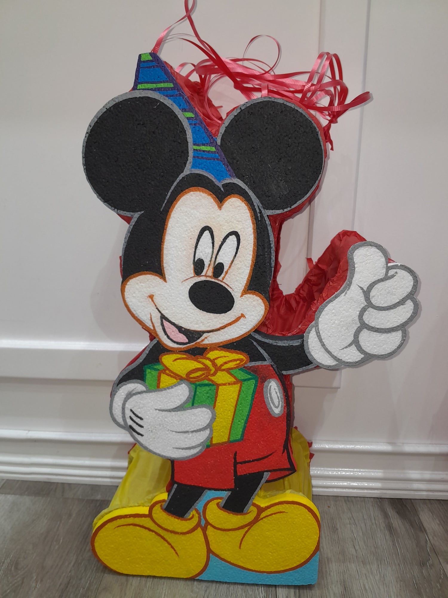 Mickey Mouse Piñata Party 