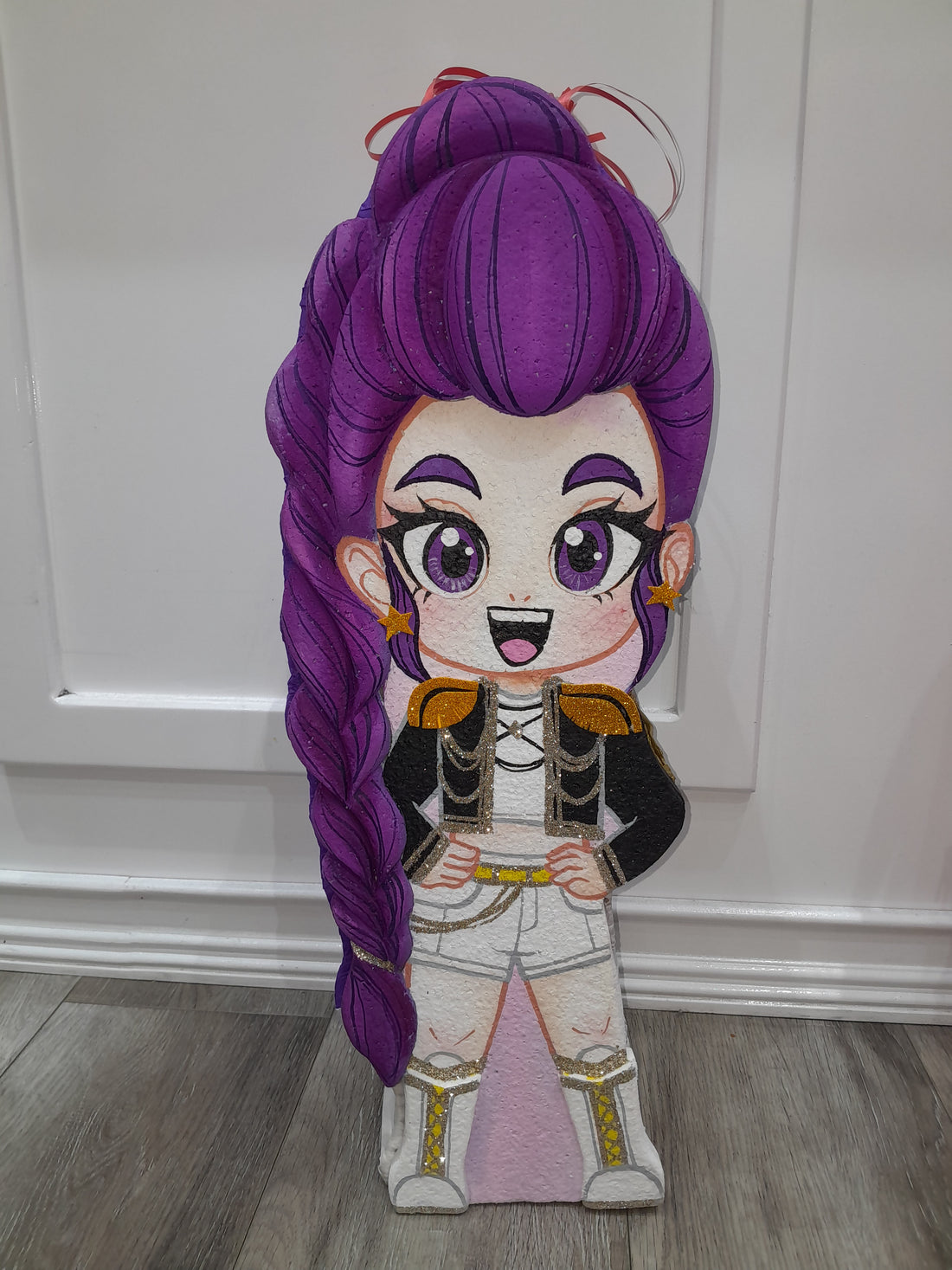 Golden Rumi Piñata Kpop Party