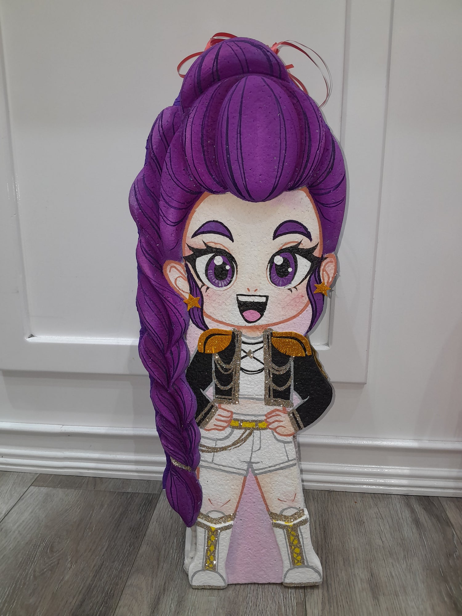 Golden Rumi Piñata Kpop Party