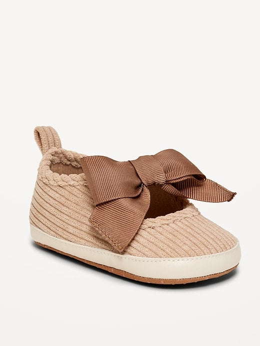Old navy neutral corduroy bow baby sneakers