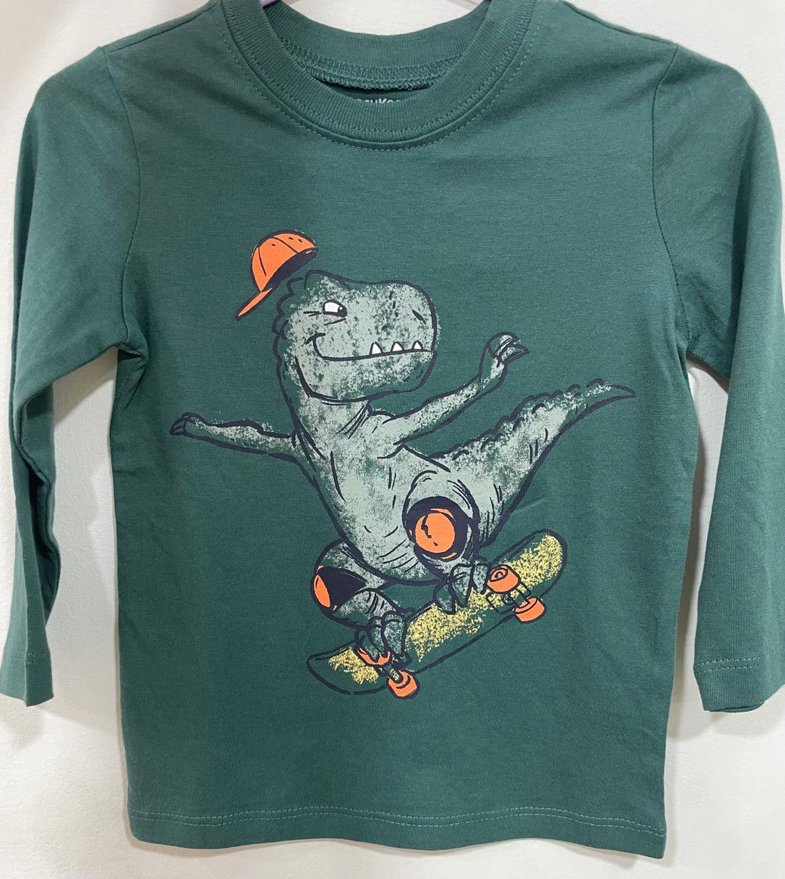 Skateboarding Dino T-SHIRT
