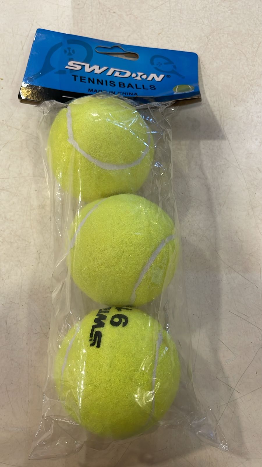 Swidon Tennis Balls